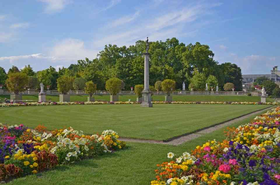 best picnic spots in paris