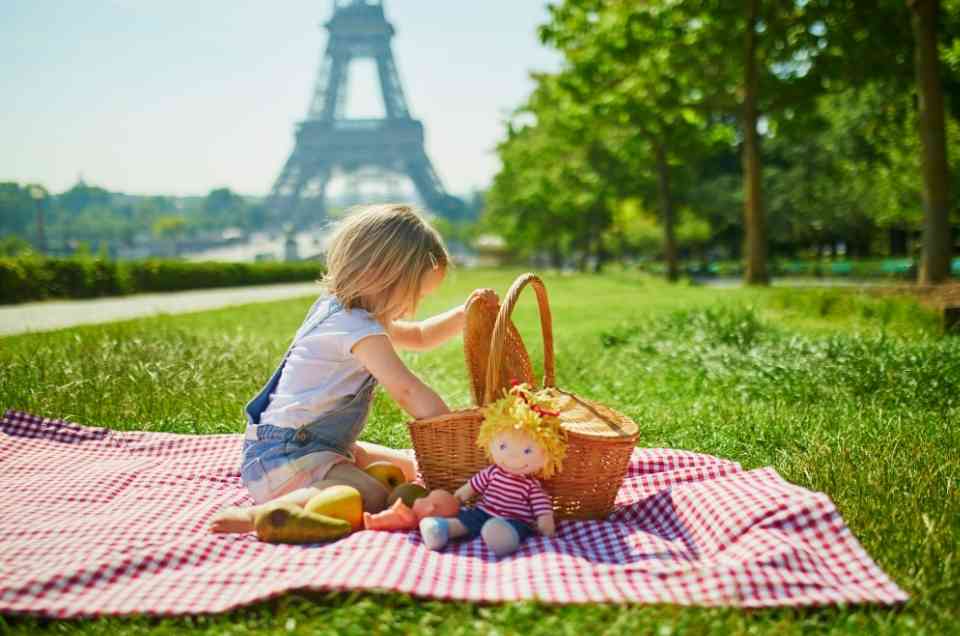 best picnic spots in paris