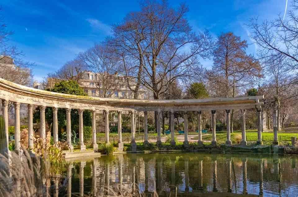 best picnic spots in paris